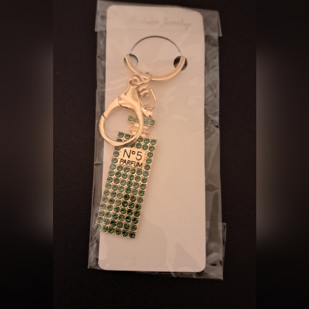 Parfum key chain bag charm NWT
